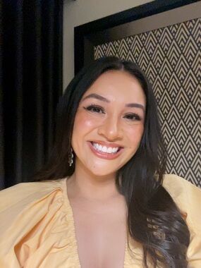 Meet your Posher, Ana